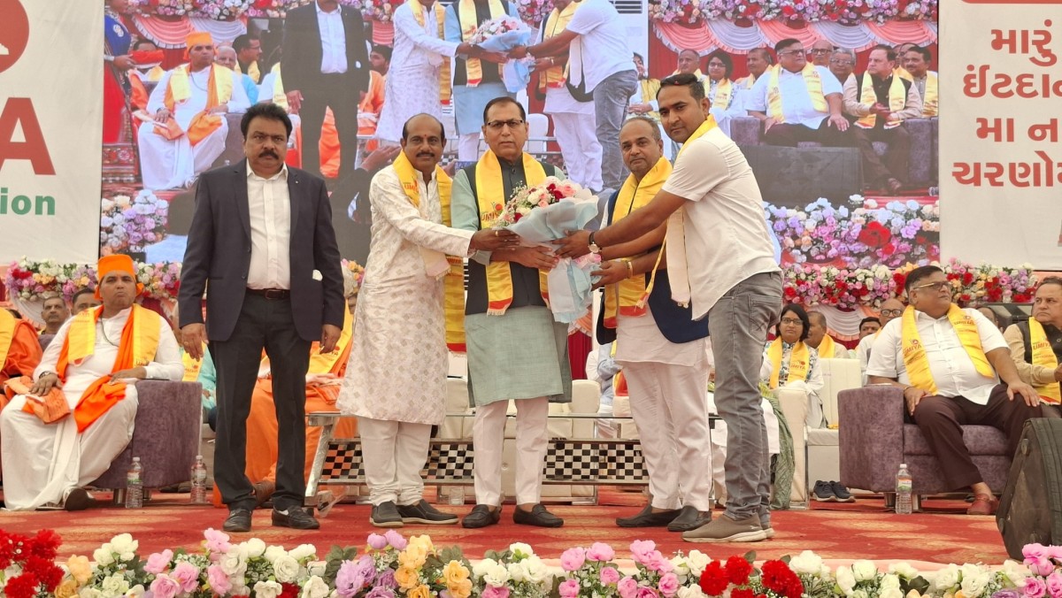 At Raksha-Diksha Mahotsav, 11,000 Daughters Empowered with Trishul for Self-Defense