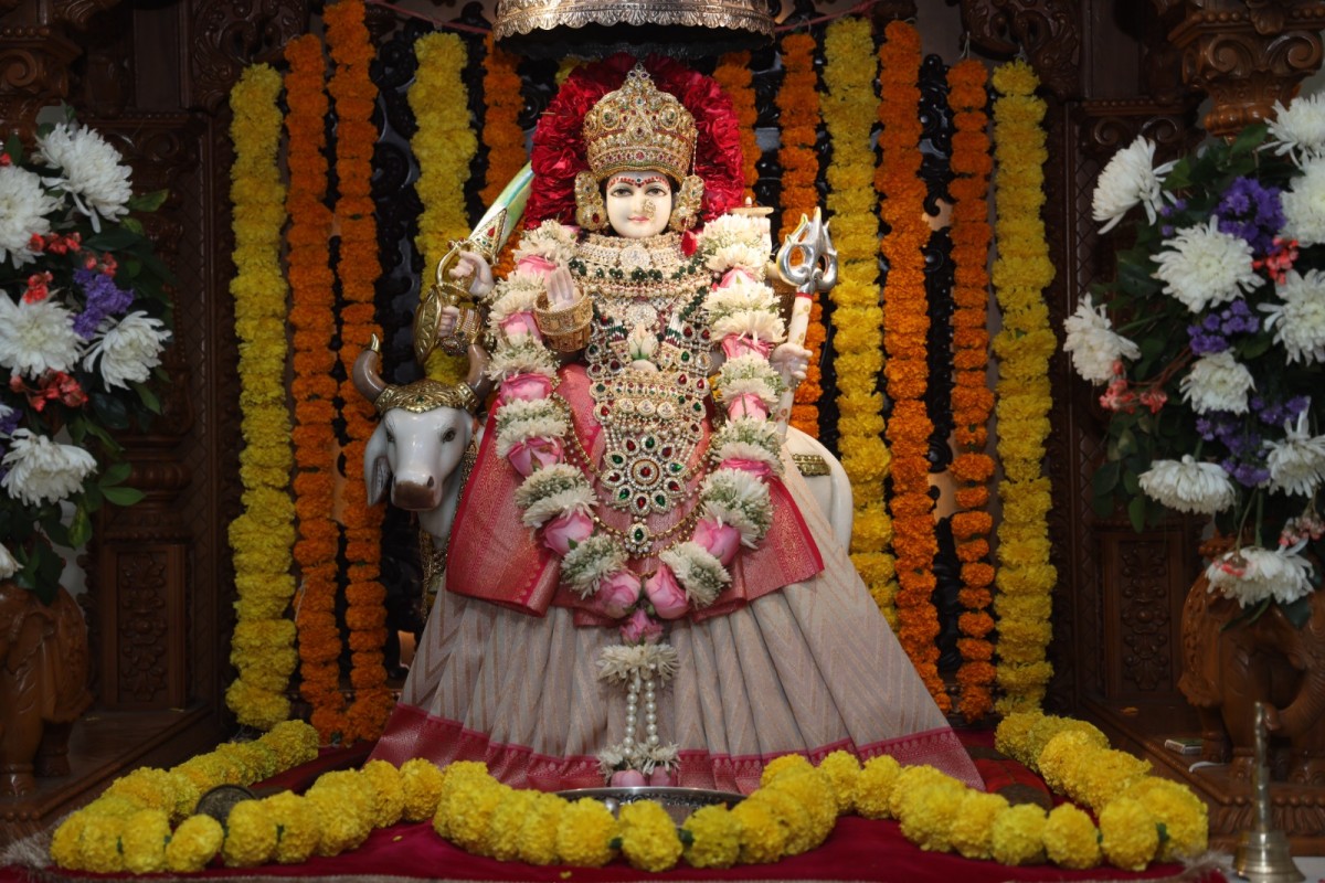 Shashtam Patotsav of Jagatjanani Maa Umiya