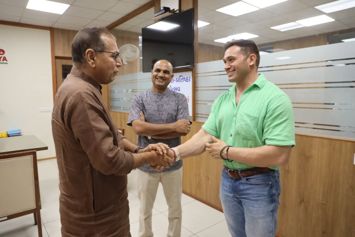 7-Time Guinness World Record Holder Vispy Kharadi Visits VishvUmiyaDham