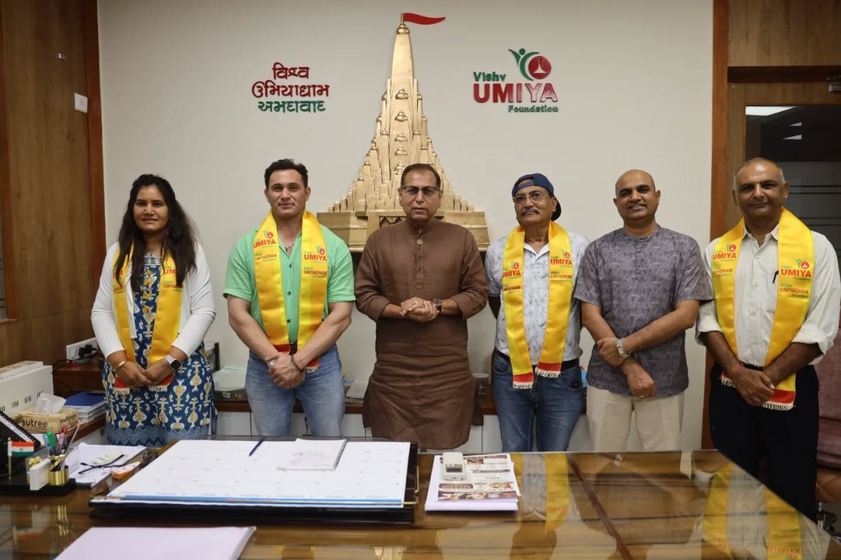 7-Time Guinness World Record Holder Vispy Kharadi Visits VishvUmiyaDham