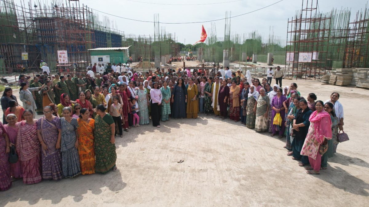 Sabarkantha Dist. Mahila Sangathan & Yuva Mahila Sangathan Visit to Vishv Umiyadham