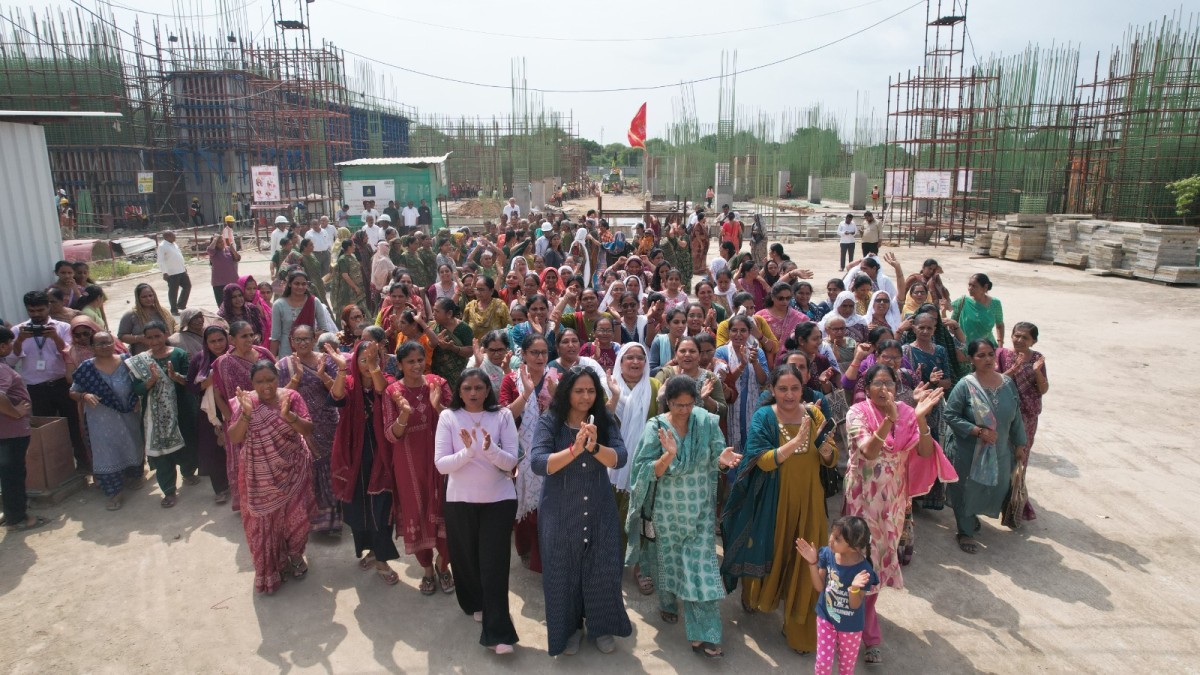 Sabarkantha Dist. Mahila Sangathan & Yuva Mahila Sangathan Visit to Vishv Umiyadham