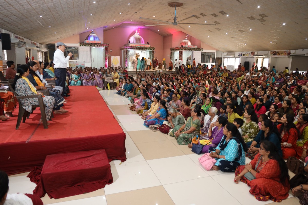 Sabarkantha Dist. Mahila Sangathan & Yuva Mahila Sangathan Visit to Vishv Umiyadham
