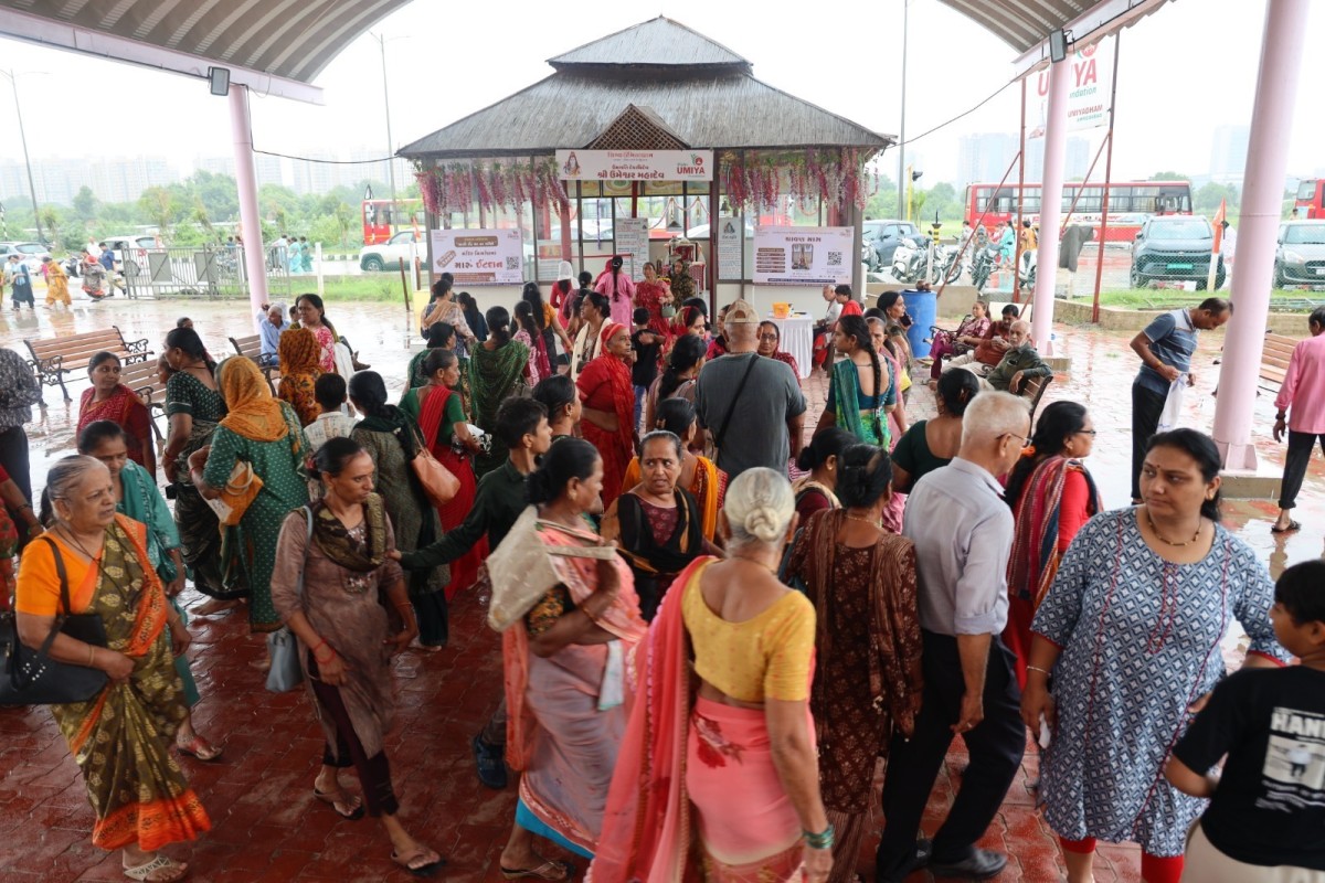 Worship of Umeshwar Mahadev during Shravan Maas